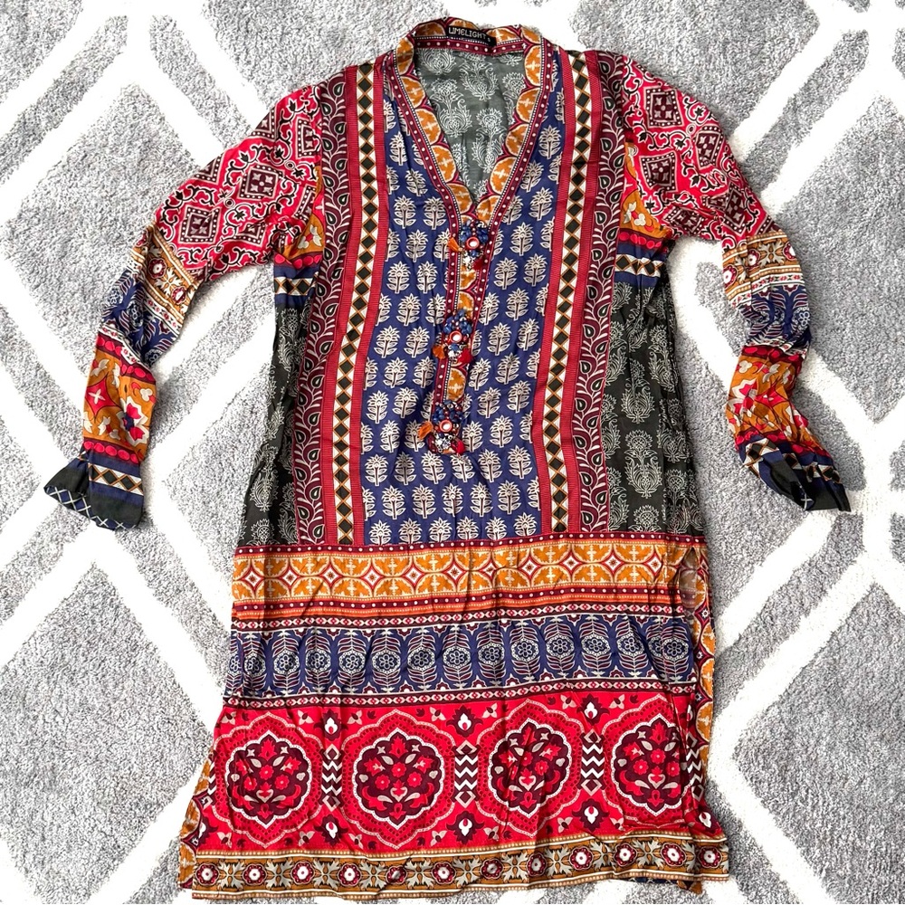 Limelight Pakistani Lawn Kurta Self-Printed Embellished Neckline Size Small